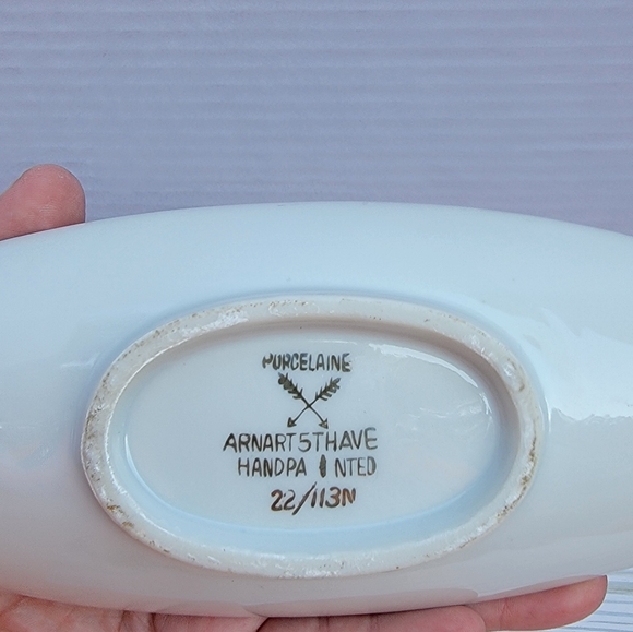 Arnart 5th Ave #22/113N Porcelain Hand-painted 10" Oval Relish Tray Dish - Picture 9 of 11